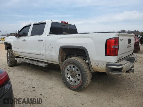 2015 GMC Sierra 2500HD available WiFi Denali with VIN 1GT120E80FF587884, listed as a Copart auction lot 47847815 with 0 mi miles and Salvage Title. Bid and sale history available at carsss.com. Image 2.