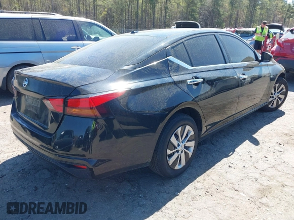 2020 Nissan Altima 2.5 S with VIN 1N4BL4BV5LC248141, listed as a IAAI auction lot 41902618 with 94,232 mi miles. Bid and sale history available at carsss.com. Image 4.