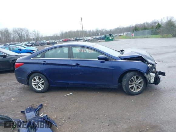 2013 Hyundai Sonata GLS z VIN 5NPEB4AC7DH712823, wystawiony jako IAAI lot #42132737 z przebiegiem 108 993 mil mil oraz . Historia ofert i sprzedaży dostępna na DreamBid. Obrazek 13.