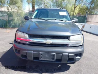 2007 Chevrolet TrailBlazer LS with VIN 1GNDS13S872177433, listed as a IAAI auction lot 42125247 with 239,686 mi miles and . Bid and sale history available at DreamBid. Image 6.