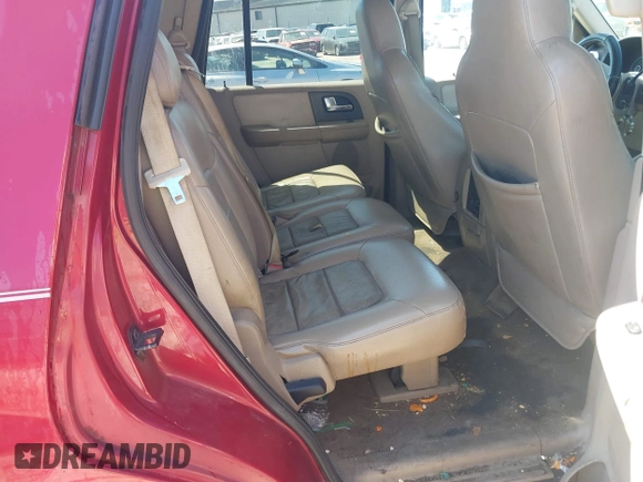 2005 Ford Expedition Special Service with VIN 1FMPU15575LA27338, listed as a IAAI auction lot 42727192 with 225,491 mi miles and . Bid and sale history available at DreamBid. Image 8.