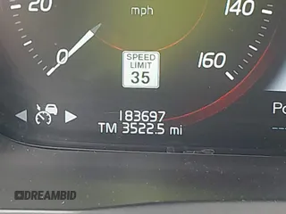 2016 Volvo XC90 T6 Momentum with VIN YV4A22PK6G1051537, listed as a IAAI auction lot 41532906 with 183,697 mi miles. Bid and sale history available at carsss.com. Image 15.