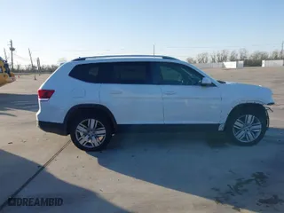 2019 Volkswagen Atlas 3.6L V6 SE w/Technology with VIN 1V2WR2CA9KC532816, listed as a IAAI auction lot 41196226 with 84,686 mi miles. Bid and sale history available at carsss.com. Image 13.