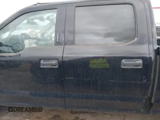 2019 Ford F-250 XL z VIN 1FT7W2B65KEF51556, wystawiony jako IAAI lot #41955220 z przebiegiem 128 460 mil mil oraz . Historia ofert i sprzedaży dostępna na DreamBid. Obrazek 15.