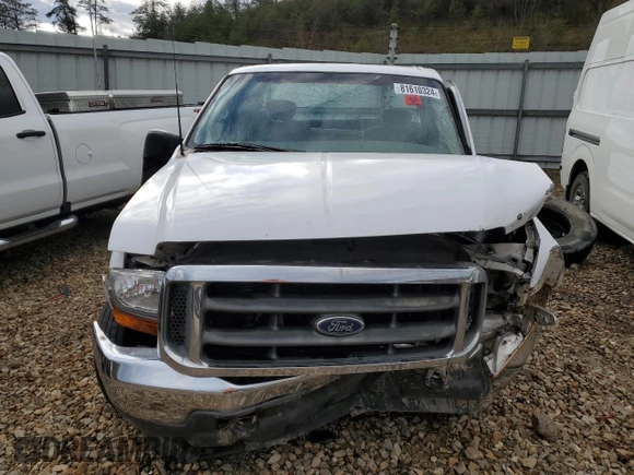 2001 Ford Super Duty F-250 XL with VIN 1FTNX20L01EB77093, listed as a Copart auction lot 81610324 with 219,741 mi miles and Salvage Title. Bid and sale history available at carsss.com. Image 5.