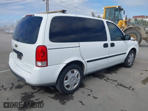 2007 Chevrolet Uplander LS with VIN 1GNDU23117D122690, listed as a IAAI auction lot 41912053 with 161,206 mi miles and . Bid and sale history available at DreamBid. Image 4.