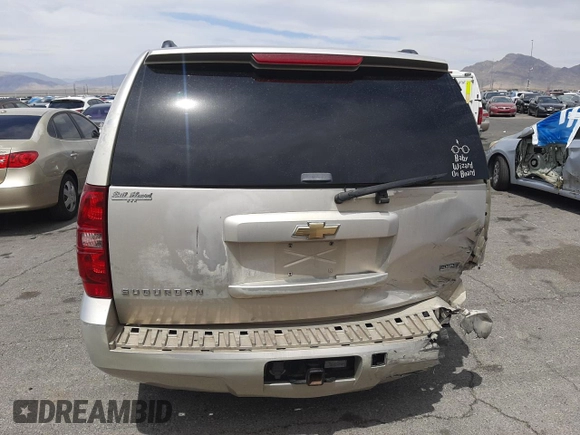 2007 Chevrolet Suburban LTZ with VIN 3GNFC16027G307987, listed as a Copart auction lot 53152505 with 206,263 mi miles and Salvage title. Bid and sale history available at DreamBid. Image 6.