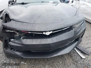 2018 Chevrolet Camaro 2LT with VIN 1G1FD1RS1J0132462, listed as a IAAI auction lot 41407159 with 78,279 mi miles. Bid and sale history available at carsss.com. Image 6.
