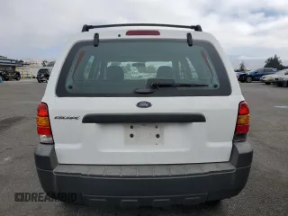 2005 Ford Escape XLS Value with VIN 1FMYU02Z15KC45321, listed as a Copart auction lot 75925824 with 179,408 mi miles and Salvage Title. Bid and sale history available at carsss.com. Image 6.