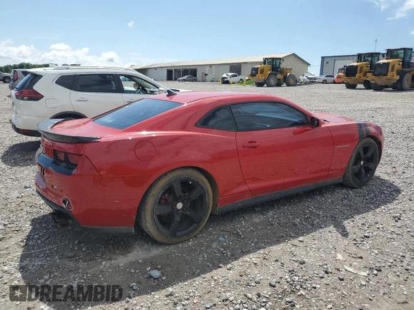 2013 Chevrolet Camaro LS z VIN 2G1FE1E32D9207577, wystawiony jako Copart lot #57692525 z przebiegiem 89 453 mil mil oraz Czysty tytuł • Clean title. Historia ofert i sprzedaży dostępna na DreamBid. Obrazek 3.