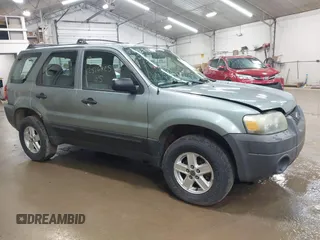 2005 Ford Escape XLS с VIN 1FMCU92Z95KA87101, выставлен на аукционе IAAI как лот 42516825 с пробегом 172 803 миль миль и . История ставок и продаж доступна на DreamBid. Изображение 1.