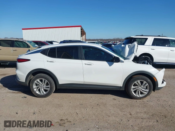 2024 Buick Envista Preferred with VIN KL47LAE29RB186672, listed as a IAAI auction lot 41471035 with Not Provided miles and . Bid and sale history available at DreamBid. Image 14.