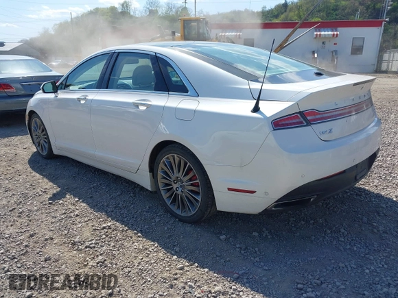 2014 Lincoln MKZ with VIN 3LN6L2J9XER808773, listed as a IAAI auction lot 42112712 with 105,832 mi miles. Bid and sale history available at carsss.com. Image 3.