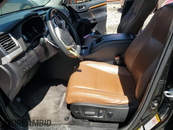 2018 Toyota Highlander Limited z VIN 5TDYZRFH6JS248259, wystawiony jako Copart lot #52041335 z przebiegiem 154 548 mil mil oraz Szkoda całkowita • Salvage title. Historia ofert i sprzedaży dostępna na DreamBid. Obrazek 7.