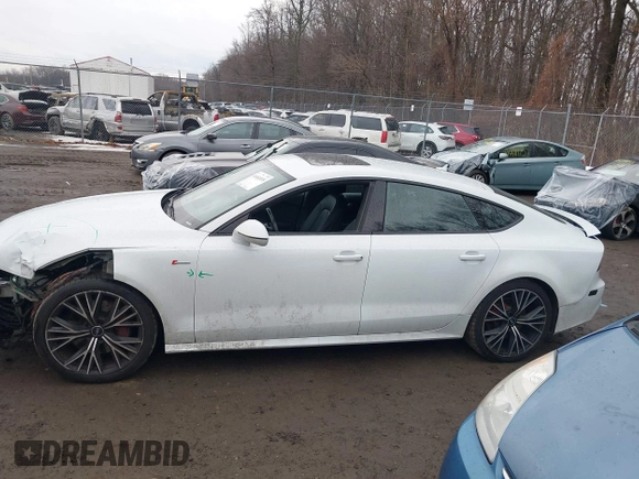 2017 Audi A7 Premium Plus с VIN WAUW2AFC0HN085266, выставлен на аукционе IAAI как лот 41461035 с пробегом 135 459 миль миль и . История ставок и продаж доступна на DreamBid. Изображение 14.