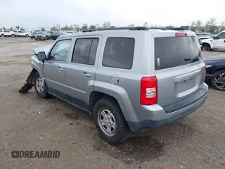 2016 Jeep Patriot Sport with VIN 1C4NJPBB6GD748930, listed as a IAAI auction lot 41881670 with 134,632 mi miles and . Bid and sale history available at carsss.com. Image 3.