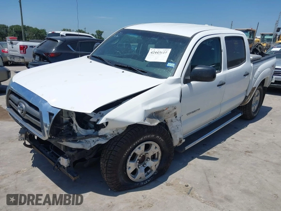 2010 Toyota Tacoma PreRunner with VIN 3TMJU4GN4AM097994, listed as a IAAI auction lot 42443615 with 109,060 mi miles and . Bid and sale history available at DreamBid. Image 18.