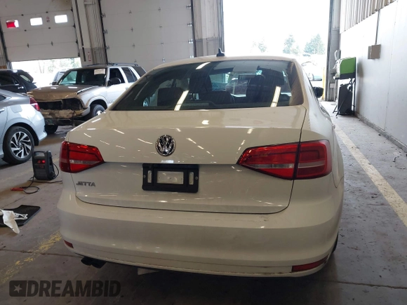 2015 Volkswagen Jetta S with VIN 3VW2K7AJ7FM245657, listed as a IAAI auction lot 41949256 with 61,243 mi miles and . Bid and sale history available at DreamBid. Image 16.