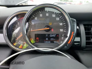 2019 MINI Hardtop Cooper with VIN WMWXP5C55K2H95181, listed as a Copart auction lot 59728085 with 129,249 mi miles and Clean title. Bid and sale history available at DreamBid. Image 9.