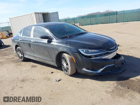 2015 Chrysler 200 C with VIN 1C3CCCCB3FN575678, listed as a IAAI auction lot 41765454 with 86,187 mi miles. Bid and sale history available at carsss.com. Image 1.