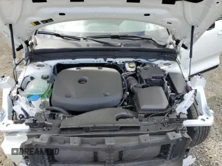 2021 Volvo XC40 R-Design with VIN YV4162UM5M2604744, listed as a Copart auction lot 53574615 with 17,993 mi miles and Salvage Title. Bid and sale history available at carsss.com. Image 12.