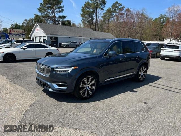 2021 Volvo XC90 Inscription Expression z VIN YV4BR0CL8M1708756, wystawiony jako Copart lot #61388935 z przebiegiem 139 013 mil mil oraz Czysty tytuł • Clean title. Historia ofert i sprzedaży dostępna na DreamBid. Obrazek 2.