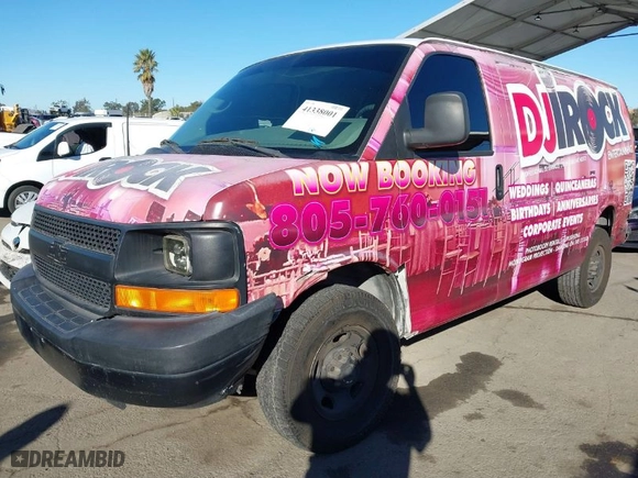 2005 Chevrolet Express Cargo Van with VIN 1GCGG25V151131305, listed as a IAAI auction lot 41338001 with 252,855 mi miles. Bid and sale history available at carsss.com. Image 2.