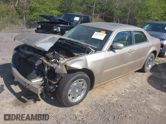 2006 Chrysler 300 Touring with VIN 2C3KA53G26H230479, listed as a IAAI auction lot 41871247 with 91,997 mi miles. Bid and sale history available at carsss.com. Image 2.