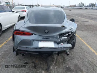 2021 Toyota GR Supra 2.0 with VIN WZ1DB2C07MW039661, listed as a IAAI auction lot 41331765 with 1 mi miles. Bid and sale history available at carsss.com. Image 6.