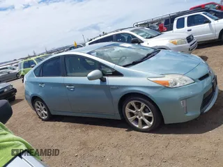 2014 Toyota Prius Four with VIN JTDKN3DU9E1808146, listed as a IAAI auction lot 42054435 with 86,915 mi miles. Bid and sale history available at carsss.com. Image 13.