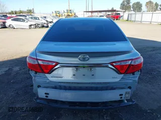 2015 Toyota Camry XLE with VIN 4T1BF1FK7FU886921, listed as a IAAI auction lot 41626611 with 171,377 mi miles. Bid and sale history available at carsss.com. Image 17.