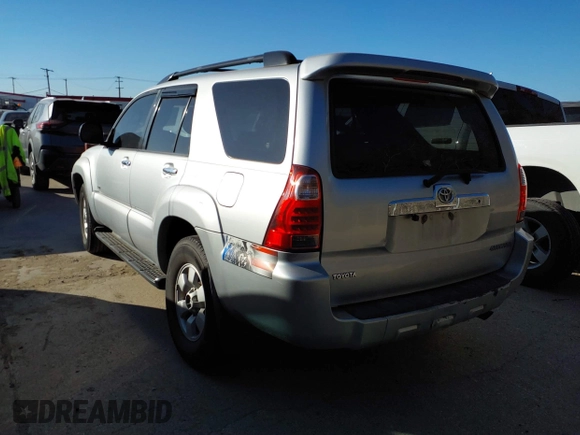 2007 Toyota 4Runner SR5 with VIN JTEZU14R378080220, listed as a IAAI auction lot 41840419 with 204,652 mi miles and . Bid and sale history available at DreamBid. Image 3.