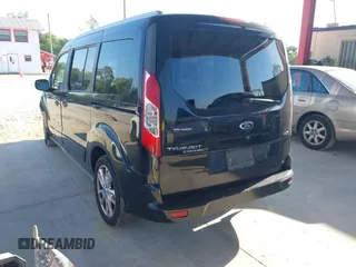 2014 Ford Transit Connect XLT z VIN NM0GE9F76E1164294, wystawiony jako IAAI lot #42261397 z przebiegiem 129 812 mil mil oraz . Historia ofert i sprzedaży dostępna na DreamBid. Obrazek 3.
