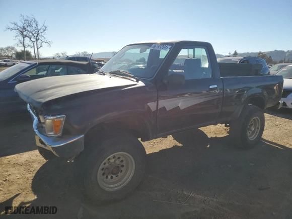 1992 Toyota 4WD Pickups DLX with VIN 4TARN01P4NZ035286, listed as a Copart auction lot 86193894 with 291839 miles and Salvage Title. Bid and sale history available at carsss.com. Image 1.
