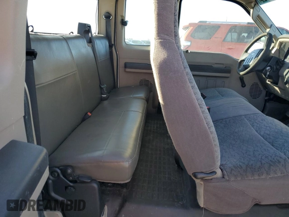 2010 Ford F-250 with VIN 1FTSX2AR4AEA19958, listed as a Copart auction lot 86296244 with 122,349 mi miles and Clean title. Bid and sale history available at DreamBid. Image 10.