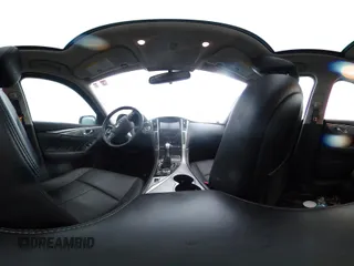 2015 Infiniti Q50 Premium z VIN JN1BV7ARXFM412382, wystawiony jako IAAI lot #40776813 z przebiegiem 66 406 mil mil oraz . Historia ofert i sprzedaży dostępna na DreamBid. Obrazek 18.