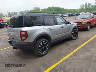 2021 Ford Bronco Sport Outer Banks z VIN 3FMCR9C62MRA37544, wystawiony jako IAAI lot #42259814 z przebiegiem 59 746 mil mil oraz . Historia ofert i sprzedaży dostępna na DreamBid. Obrazek 4.
