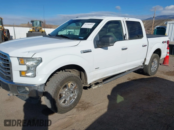 2015 Ford F-150 XLT with VIN 1FTEW1EG9FKD92005, listed as a IAAI auction lot 41706605 with 205,890 mi miles. Bid and sale history available at carsss.com. Image 2.