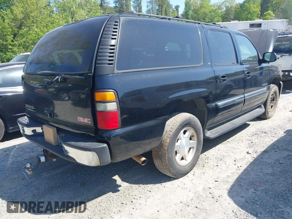 2004 GMC Yukon XL SLT with VIN 1GKFK16Z04R237304, listed as a IAAI auction lot 41987935 with 228,488 mi miles. Bid and sale history available at carsss.com. Image 4.