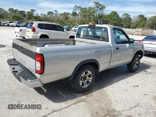 1998 Nissan Frontier XE z VIN 1N6DD21S8WC342950, wystawiony jako Copart lot #42089915 z przebiegiem Nie podano mil oraz Szkoda całkowita • Salvage title. Historia ofert i sprzedaży dostępna na DreamBid. Obrazek 3.