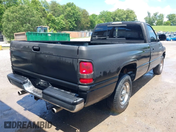 1999 Dodge 1500 z VIN 1B7HC16Y0XS201005, wystawiony jako IAAI lot #42373300 z przebiegiem Nie podano mil oraz . Historia ofert i sprzedaży dostępna na DreamBid. Obrazek 4.