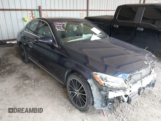 2021 Mercedes-Benz C 300 z VIN W1KWF8EB0MR644722, wystawiony jako IAAI lot #42568387 z przebiegiem 27 421 mil mil oraz . Historia ofert i sprzedaży dostępna na DreamBid. Obrazek 1.