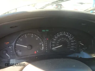 2003 Oldsmobile Alero GL1 z VIN 1G3NL52F33C278485, wystawiony jako Copart lot #45201535 z przebiegiem 196 190 mil mil oraz Szkoda całkowita • Salvage title. Historia ofert i sprzedaży dostępna na DreamBid. Obrazek 9.