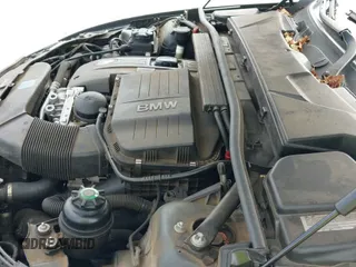 2009 BMW 3 Series 335i с VIN WBAWL73529P181072, выставлен на аукционе IAAI как лот 43320625 с пробегом 136 105 миль миль и . История ставок и продаж доступна на DreamBid. Изображение 19.