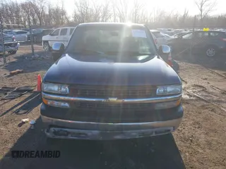 2000 Chevrolet Silverado 1500 LS with VIN 2GCEK19T8Y1253263, listed as a IAAI auction lot 41753116 with 174,610 mi miles. Bid and sale history available at carsss.com. Image 13.