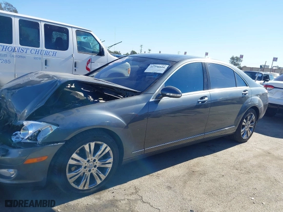 2009 Mercedes-Benz S-Class 5.5L V8 with VIN WDDNG71XX9A245942, listed as a IAAI auction lot 41376420 with 112,831 mi miles. Bid and sale history available at carsss.com. Image 14.