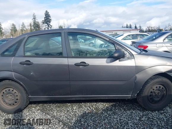 2006 Ford Focus S z VIN 1FAFP34NX6W179320, wystawiony jako IAAI lot #41937794 z przebiegiem 211 961 mil mil oraz . Historia ofert i sprzedaży dostępna na DreamBid. Obrazek 12.