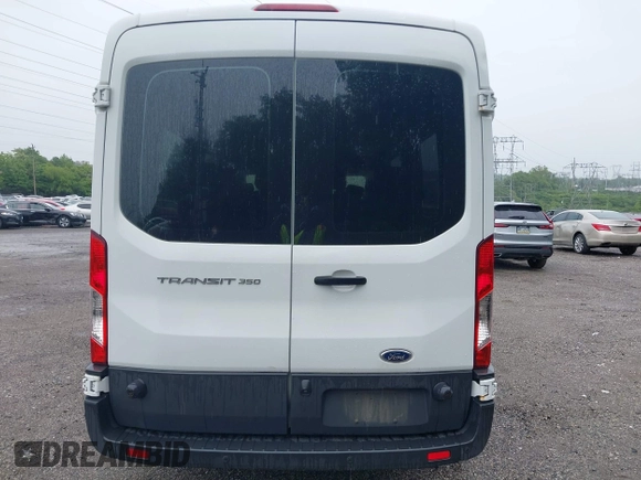 2017 Ford Transit Passenger XL с VIN 1FBZX2CM8HKA04024, выставлен на аукционе IAAI как лот 42264367 с пробегом 142 100 миль миль и . История ставок и продаж доступна на DreamBid. Изображение 17.