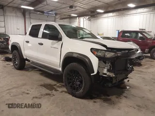 2024 Chevrolet Colorado 4WD Trail Boss with VIN 1GCPTEEK8R1242233, listed as a IAAI auction lot 41159192 with 4,138 mi miles and . Bid and sale history available at DreamBid. Image 1.