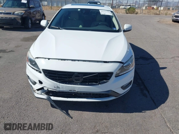 2017 Volvo S60 Dynamic with VIN YV126MFL0H2433845, listed as a IAAI auction lot 41522216 with 76,166 mi miles. Bid and sale history available at carsss.com. Image 12.